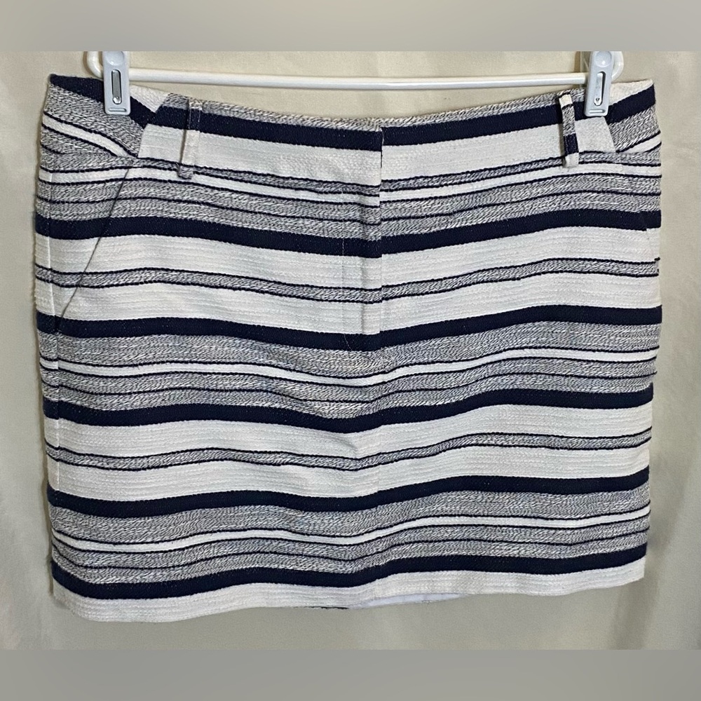 Loft Navy Blue and White Striped Woven Skirt w/ Pockets